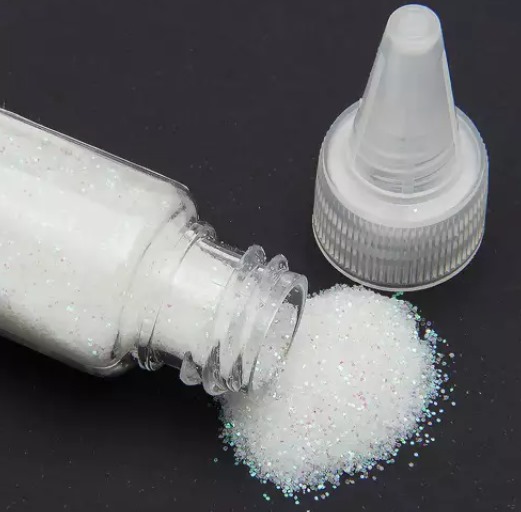 Glitter Poli&eacute;ster Branco 15g &ndash; Make+